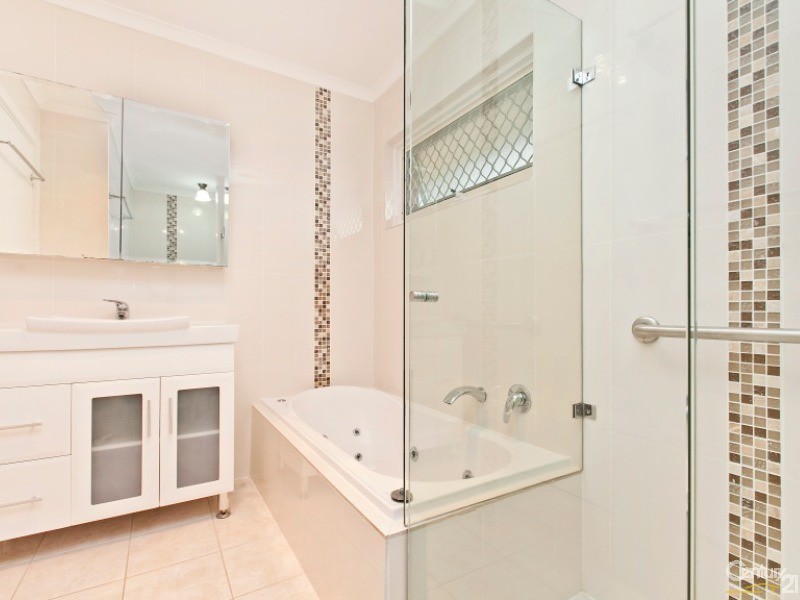 17 Radnor Street, Morphett Vale SA 5162