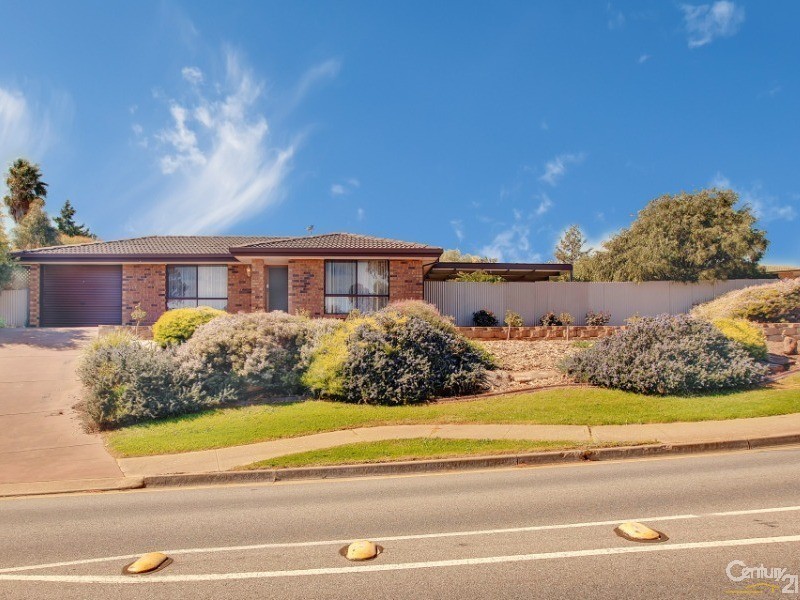 2 Garland Road, Noarlunga Downs SA 5168