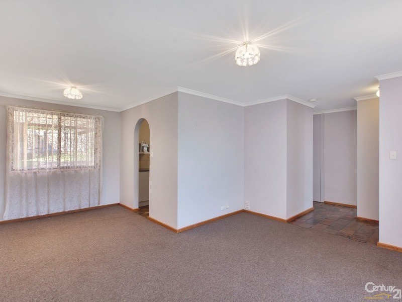 2 Garland Road, Noarlunga Downs SA 5168