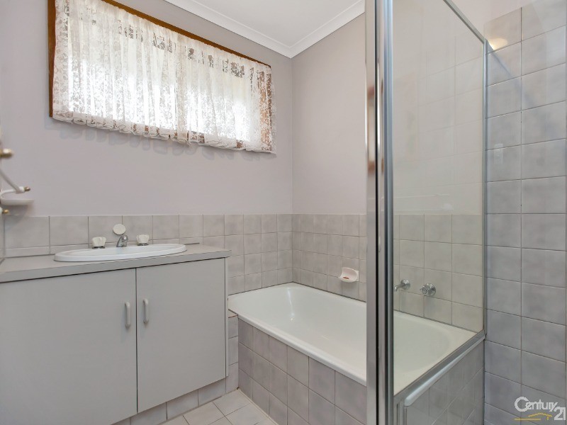 2 Garland Road, Noarlunga Downs SA 5168