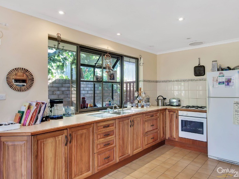 1 Nanto Street, Hallett Cove SA 5158