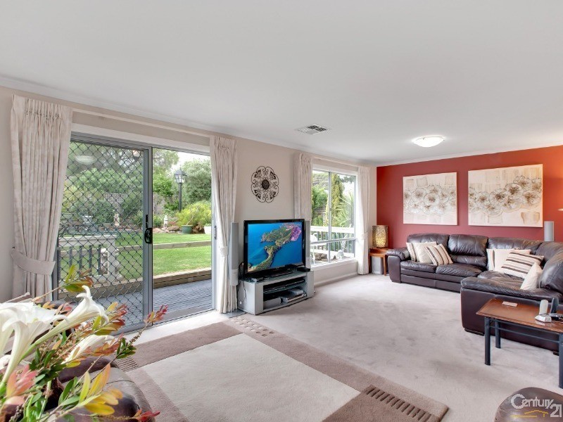 16 Sauerbiers Road, Seaford Meadows SA 5169