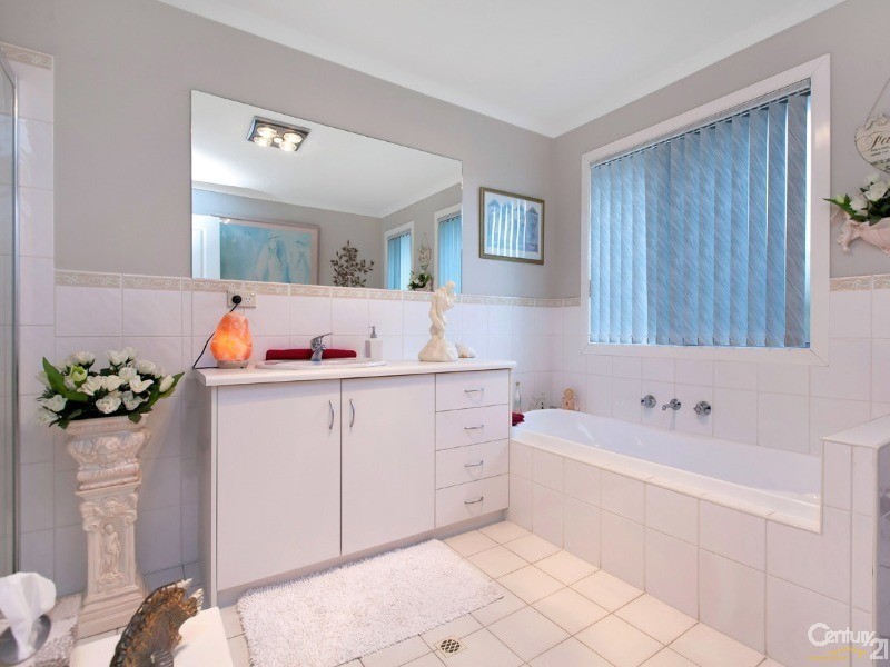 16 Sauerbiers Road, Seaford Meadows SA 5169