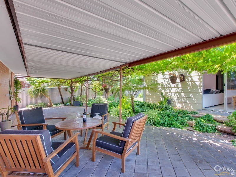 24 Stirling Drive, Morphett Vale SA 5162