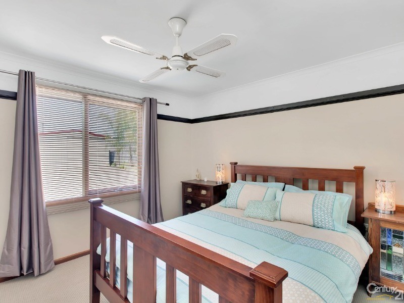 24 Stirling Drive, Morphett Vale SA 5162