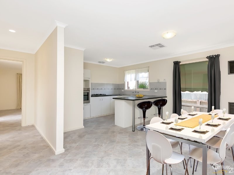 19 Cunningham Street, Morphett Vale SA 5162