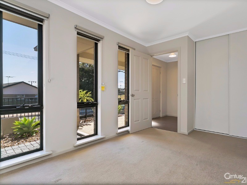 18  Blaise Street, Christie Downs SA 5164