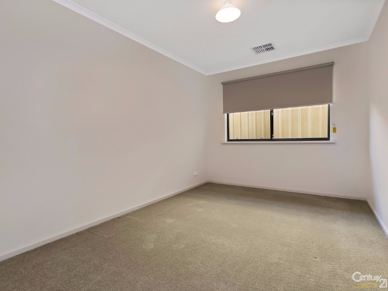 18  Blaise Street, Christie Downs SA 5164