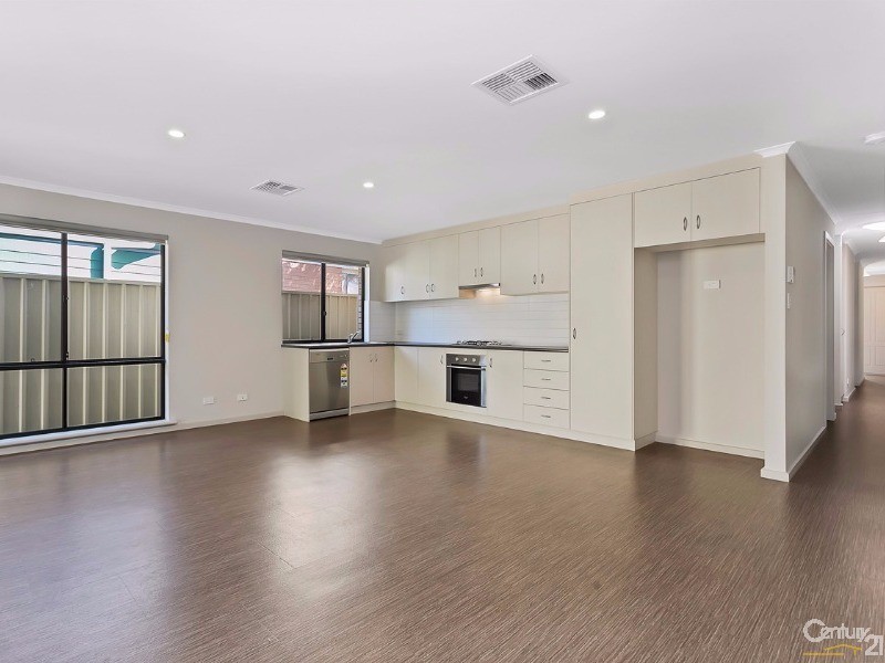 18  Blaise Street, Christie Downs SA 5164