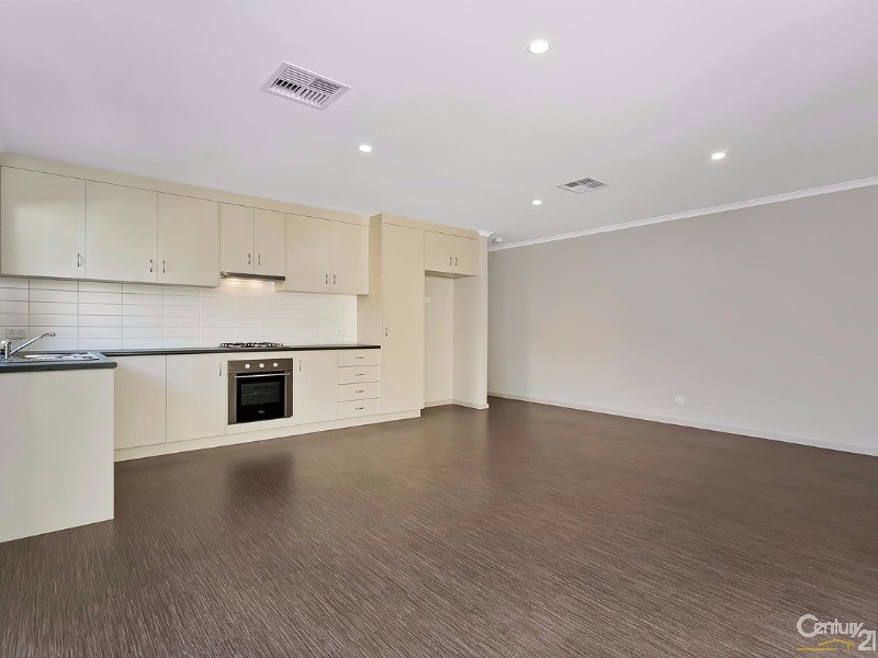 18  Blaise Street, Christie Downs SA 5164