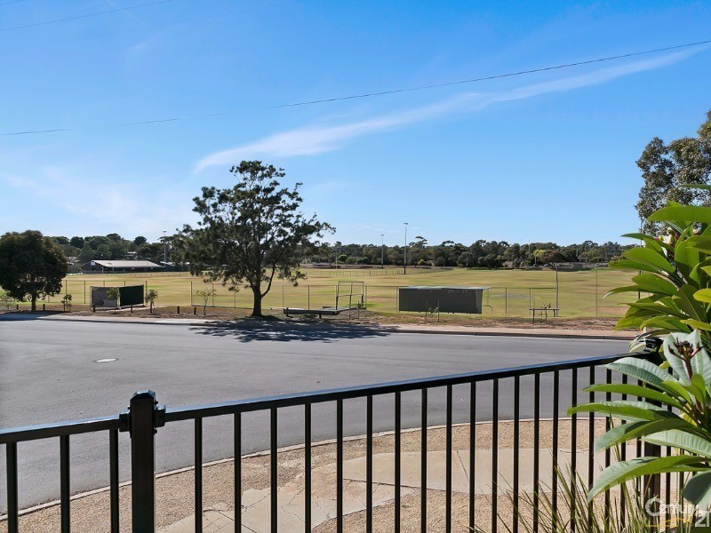 18  Blaise Street, Christie Downs SA 5164