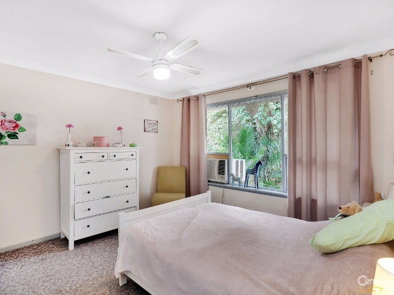 12 Bushby Street, Hackham SA 5163