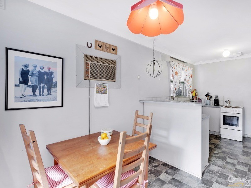 12 Bushby Street, Hackham SA 5163