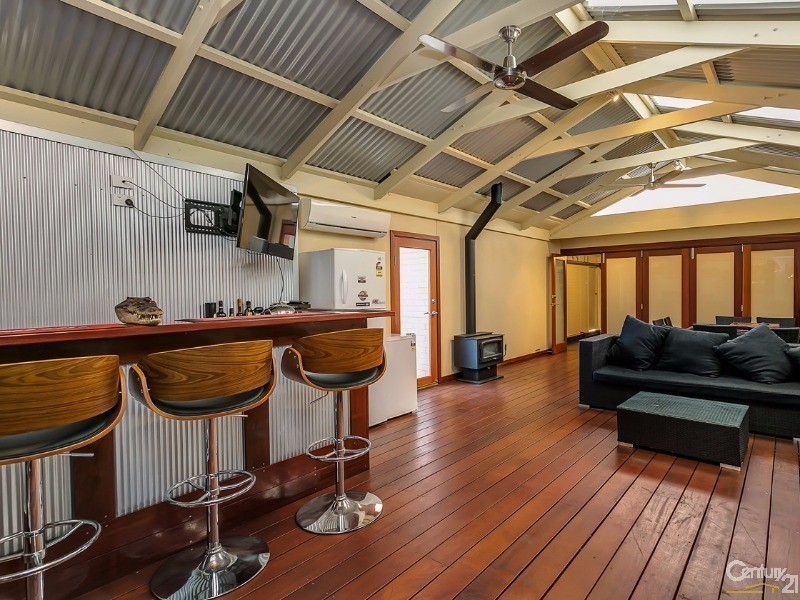 4 Ingomar Court, Hallett Cove SA 5158