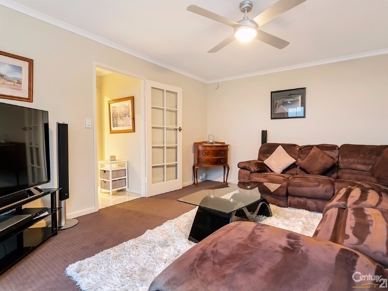 4 Ingomar Court, Hallett Cove SA 5158