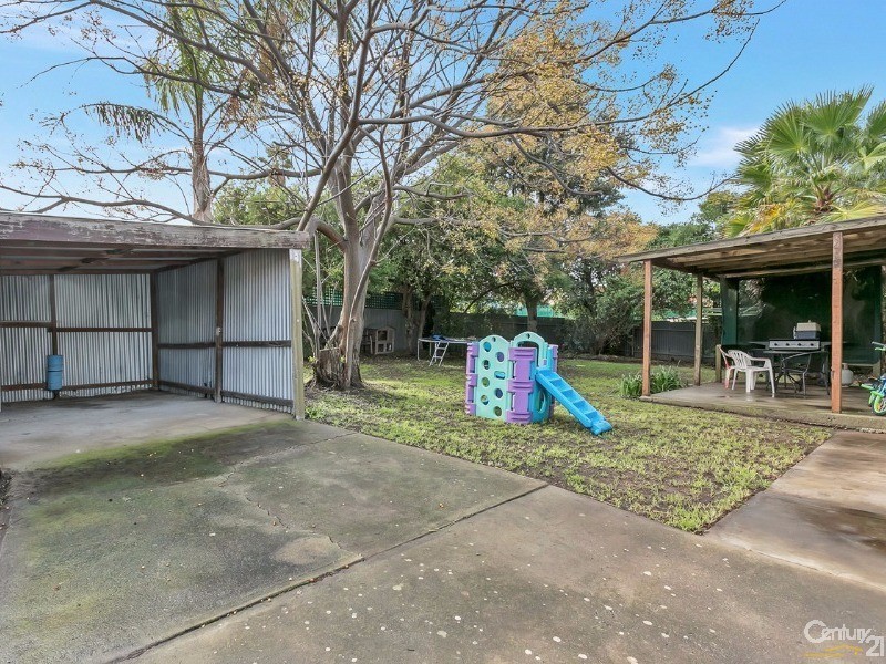 21 Taralga Road, O’sullivan Beach SA 5166