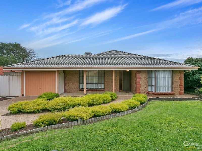 9  Vennachar Drive, Hallett Cove SA 5158
