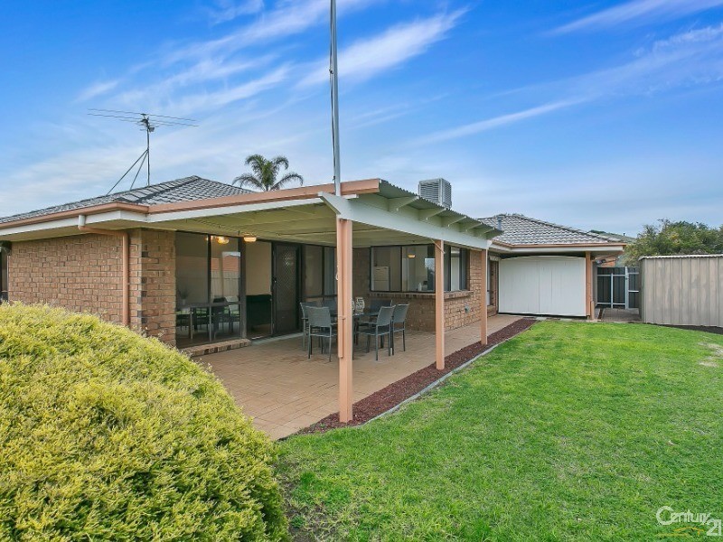 9  Vennachar Drive, Hallett Cove SA 5158
