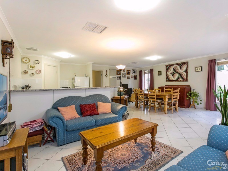 4 Nigel Lane, Hackham SA 5163