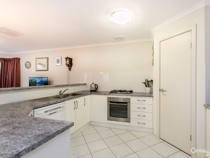 4 Nigel Lane, Hackham SA 5163