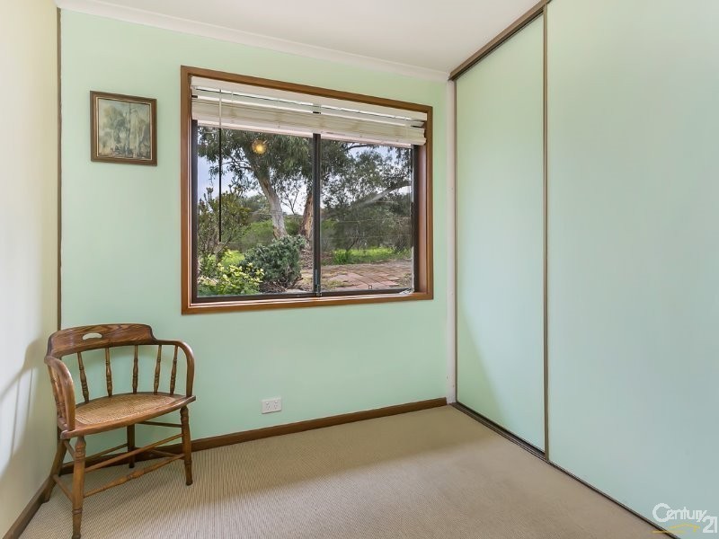 12 Lucretia Way, Hallett Cove SA 5158