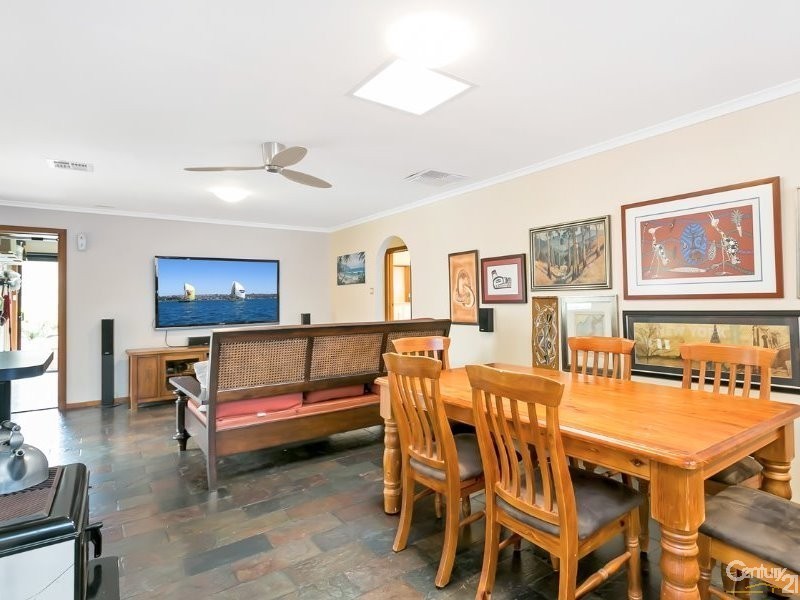 12 Lucretia Way, Hallett Cove SA 5158