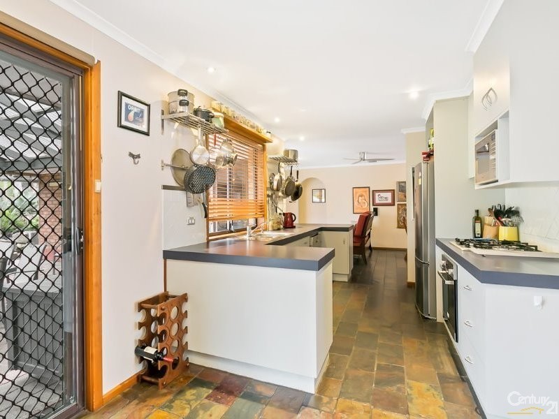 12 Lucretia Way, Hallett Cove SA 5158
