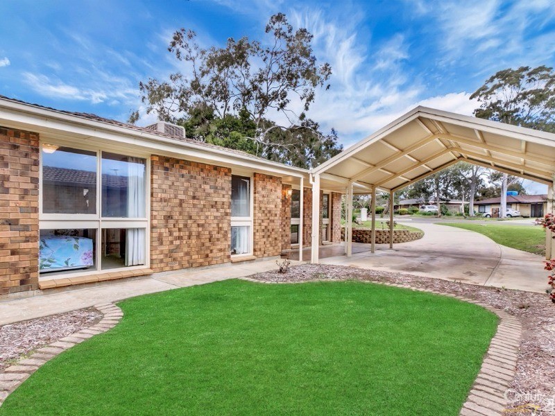 18 Horn Drive, Happy Valley SA 5159