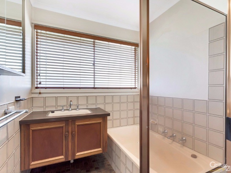 18 Horn Drive, Happy Valley SA 5159