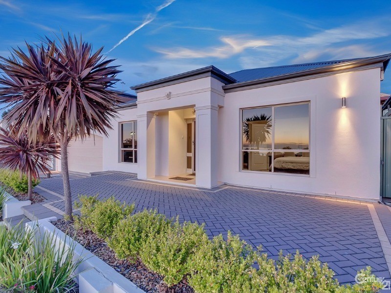 47 Elizabeth Crescent, Hallett Cove SA 5158