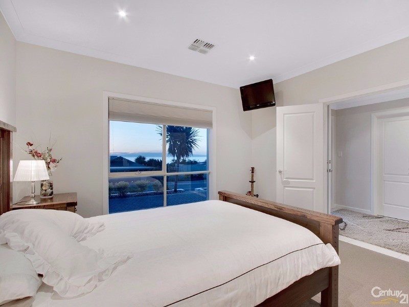 47 Elizabeth Crescent, Hallett Cove SA 5158