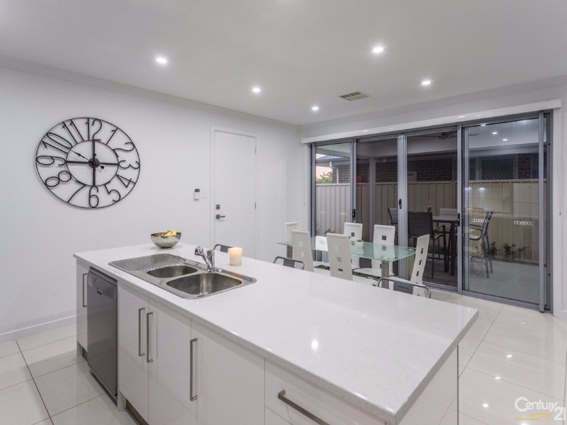 42 Green Avenue, Seaton SA 5023