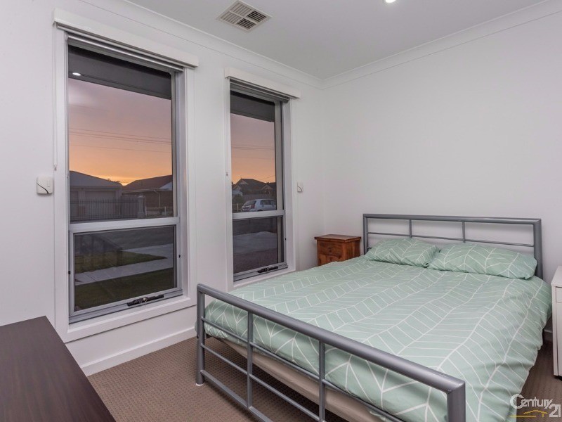 42 Green Avenue, Seaton SA 5023