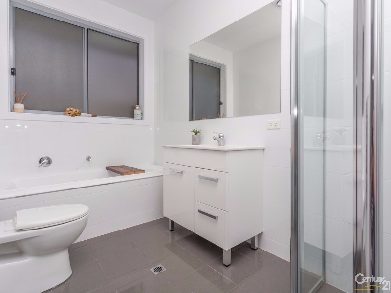 42 Green Avenue, Seaton SA 5023