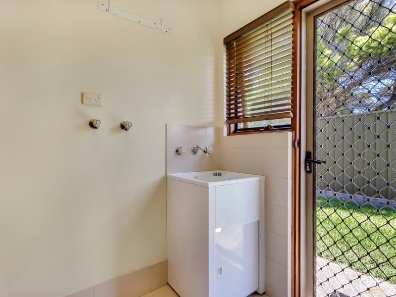 4/14 Leech Avenue, Morphett Vale SA 5162