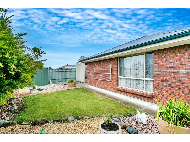 26 Tripp Street, Encounter Bay SA 5211