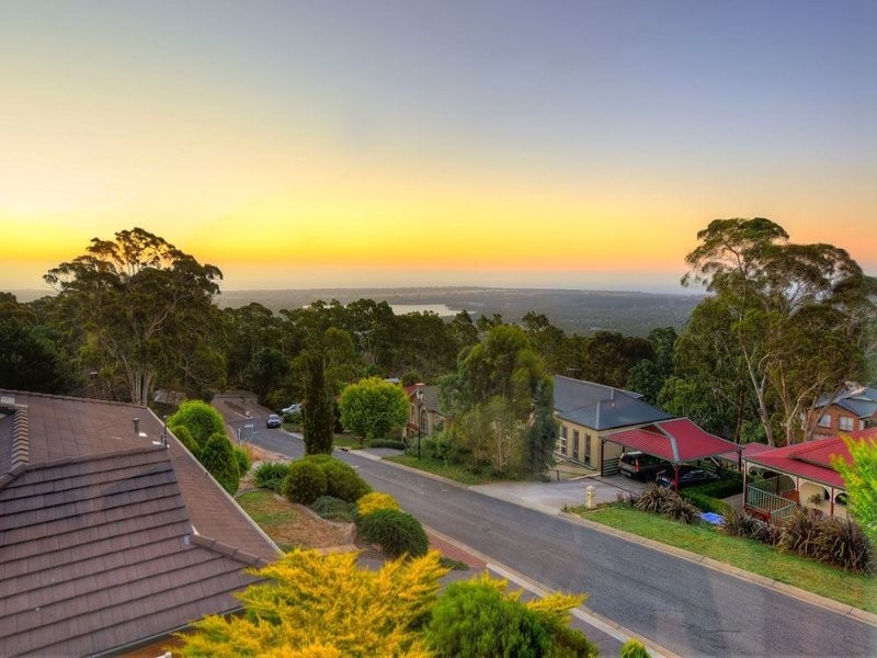 25 Scenic Court, Chandlers Hill SA 5159
