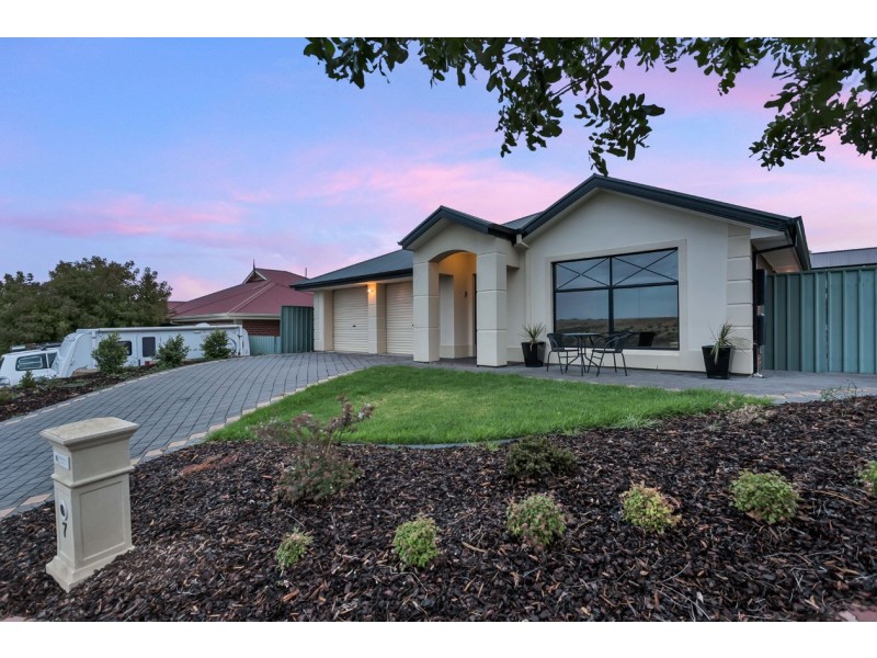 7 Brooklyn Drive, Hallett Cove SA 5158