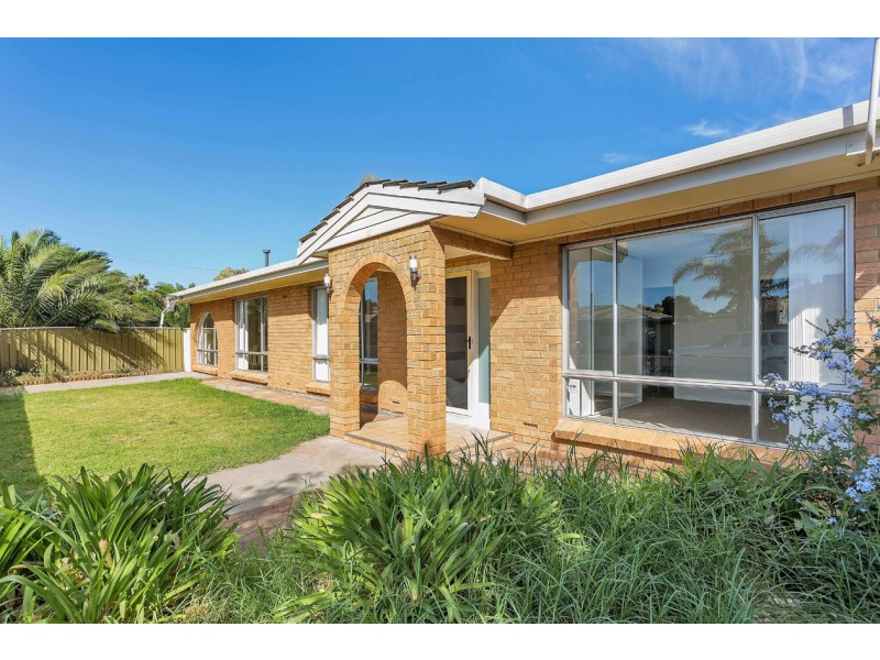 1 Gifford Terrace, Seaford SA 5169