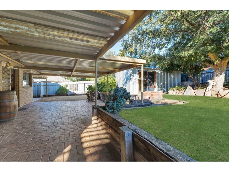 8 Kauri Court, Noarlunga Downs SA 5168