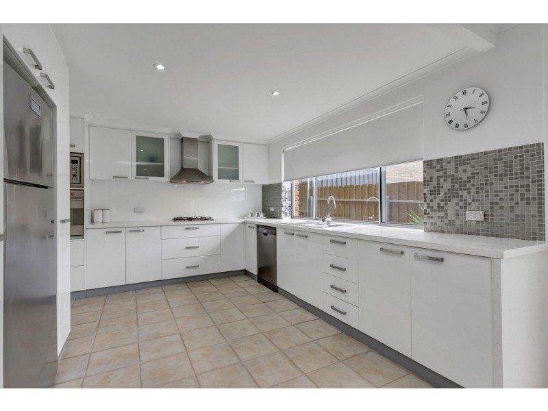 52 Penneys Hill Road, Hackham SA 5163