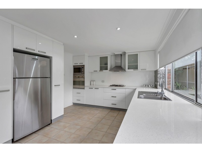 52 Penneys Hill Road, Hackham SA 5163