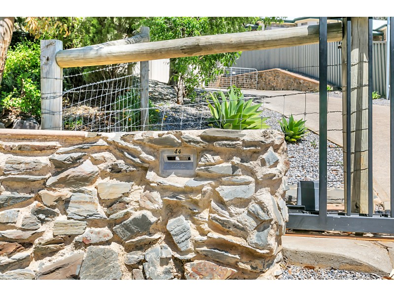 44 Vaucluse Drive, Happy Valley SA 5159
