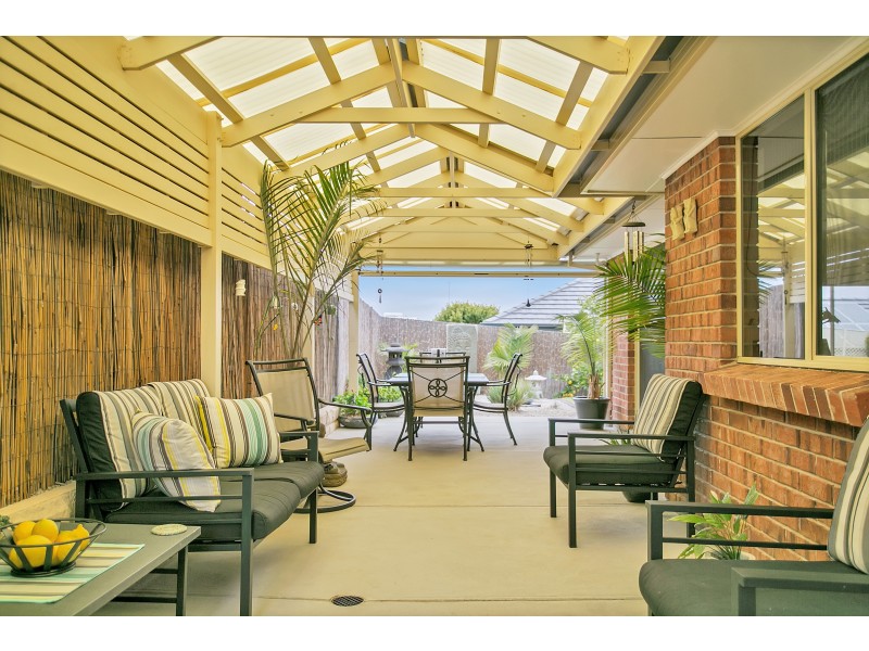 82 Elizabeth Crescent, Hallett Cove SA 5158