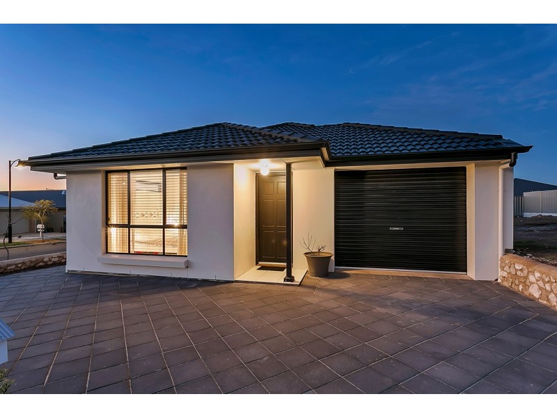 1 Buxton Road, Seaford Heights SA 5169