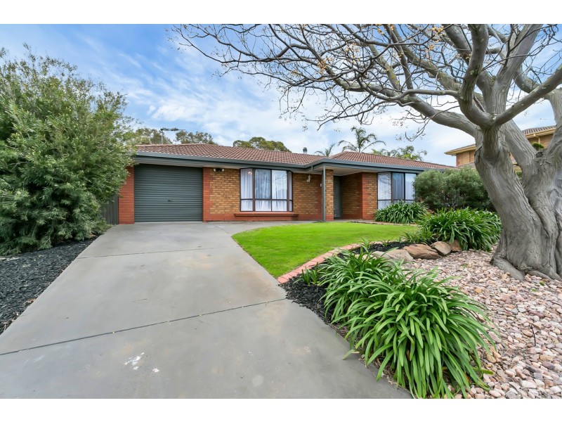 12 Lucretia Way, Hallett Cove SA 5158