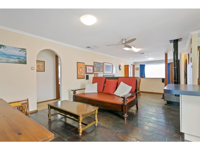 12 Lucretia Way, Hallett Cove SA 5158