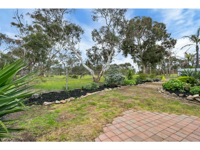 12 Lucretia Way, Hallett Cove SA 5158