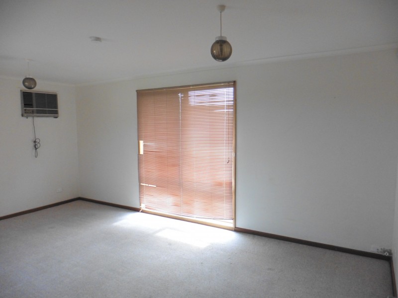 3 Cumberland Crescent, Huntfield Heights SA 5163