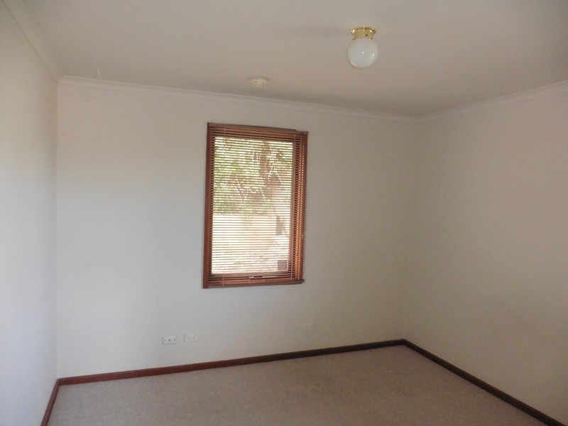 3 Cumberland Crescent, Huntfield Heights SA 5163